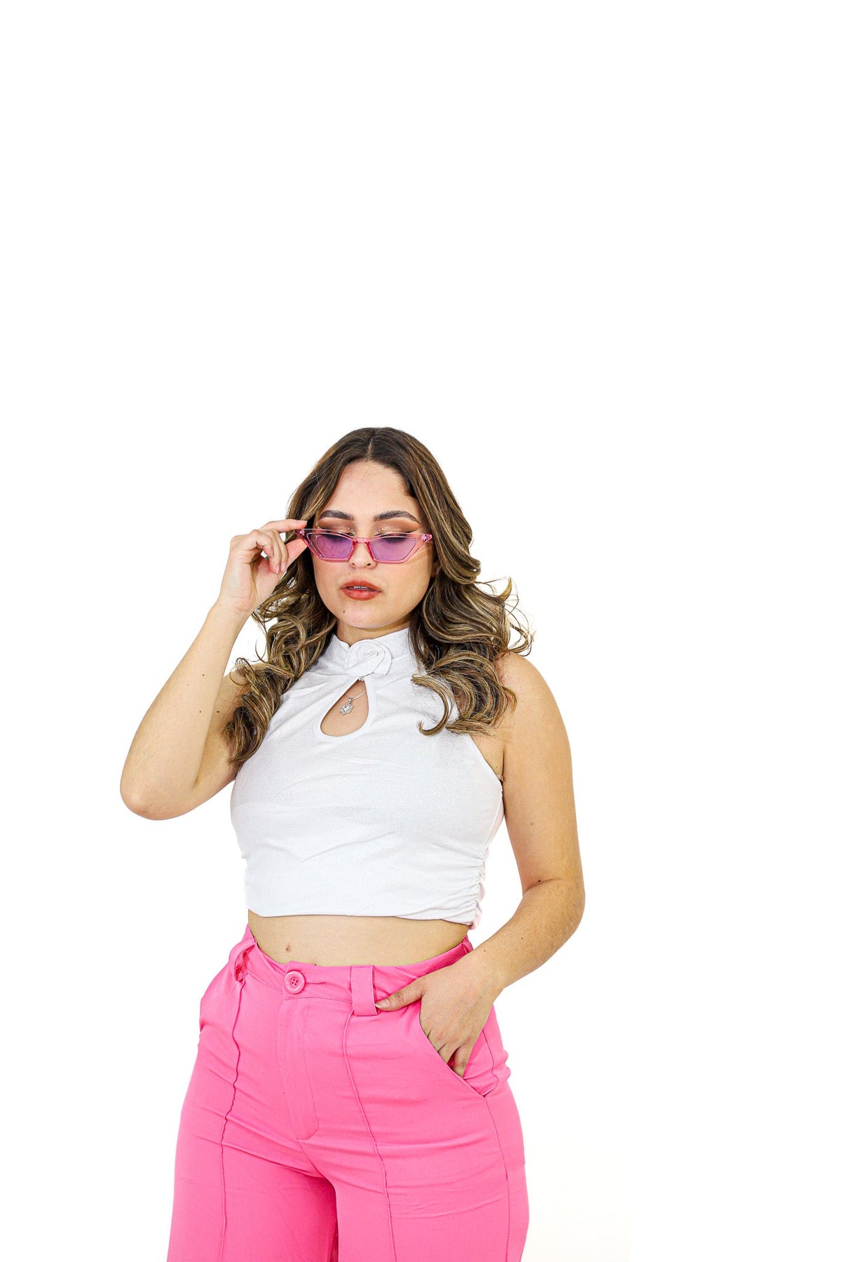 Blusa Brillosa Con Flor