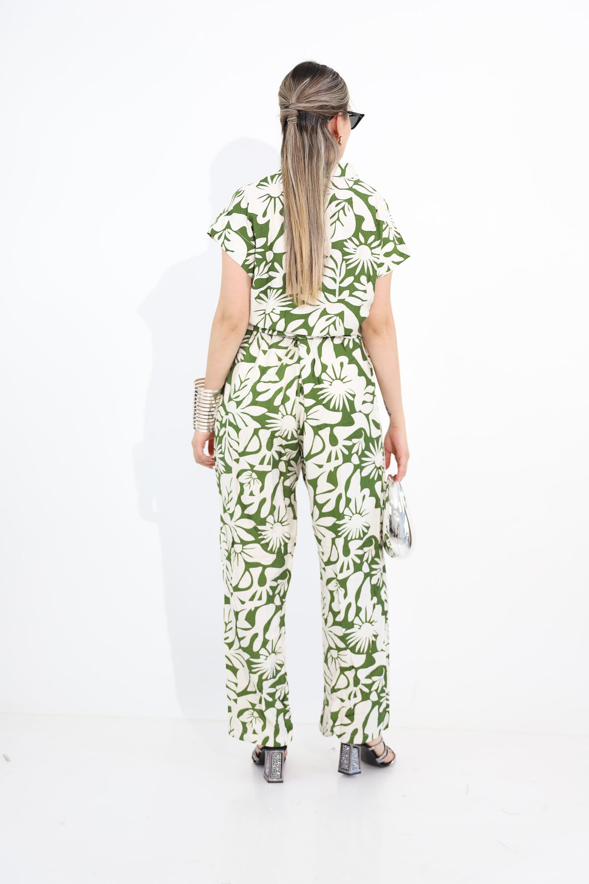 Conjunto pantalón blusa